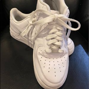 Air Force 1 Triple White